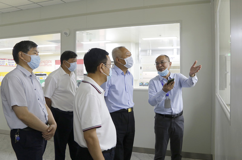 淩文副省長到山東壹号pg娱乐电子游戏-壹号电子娱乐app下载 新芯光電調研